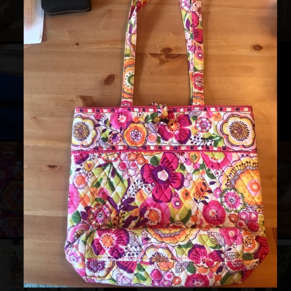 Vera Bradley tote